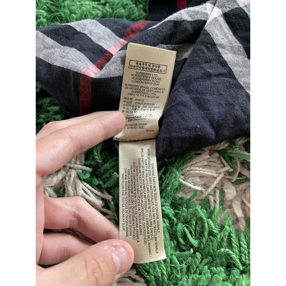 Burberry Button-Up - Picture 6 of 7